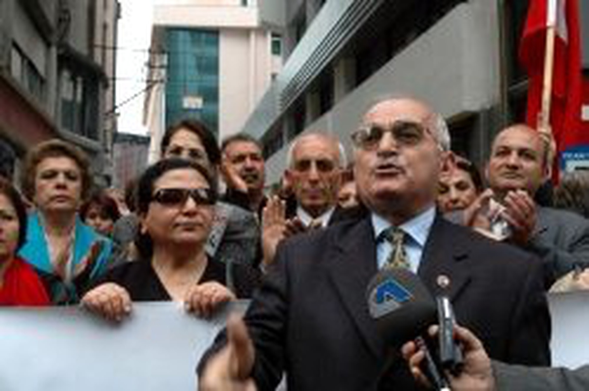 Selçuk'un Gözaltı Gerekçesi: Örgüt Adına Çalışmak