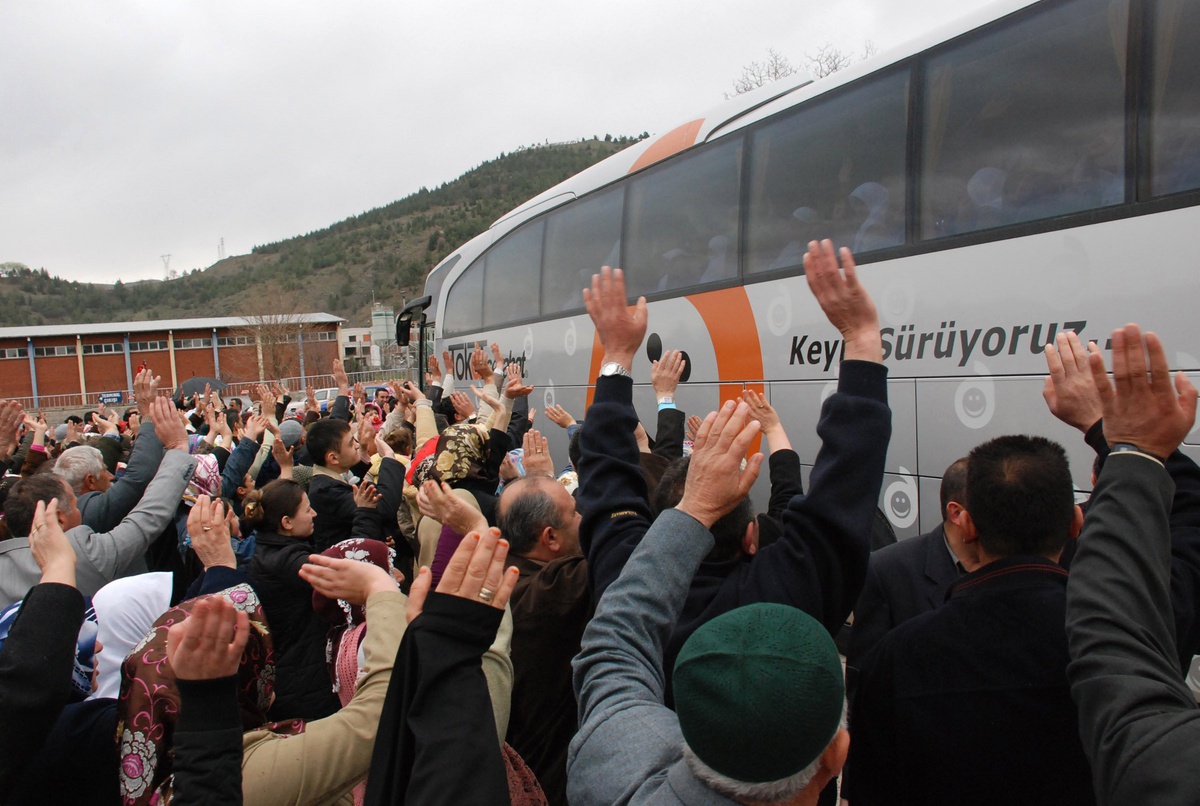 Umre Kafilesi Kutsal Topraklara Uğurlandı