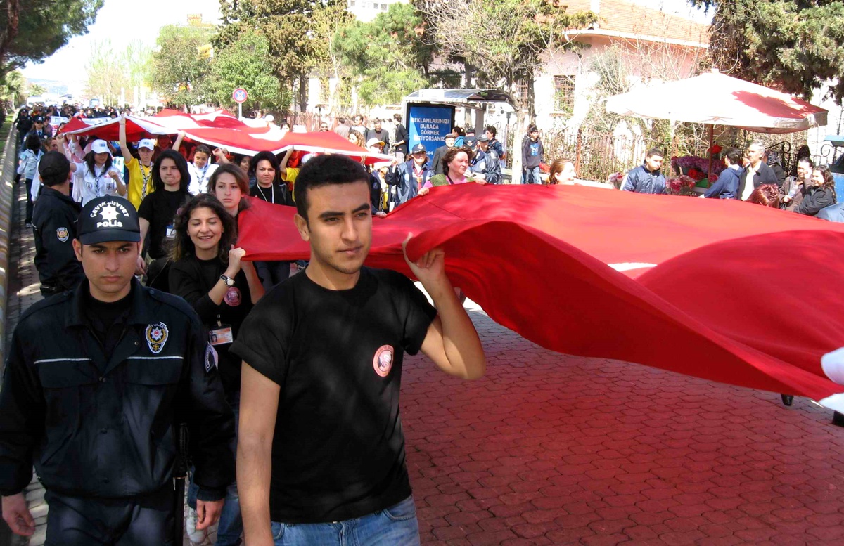 Çanakkale'de Sağlıklı Yaşam Yürüyüşü