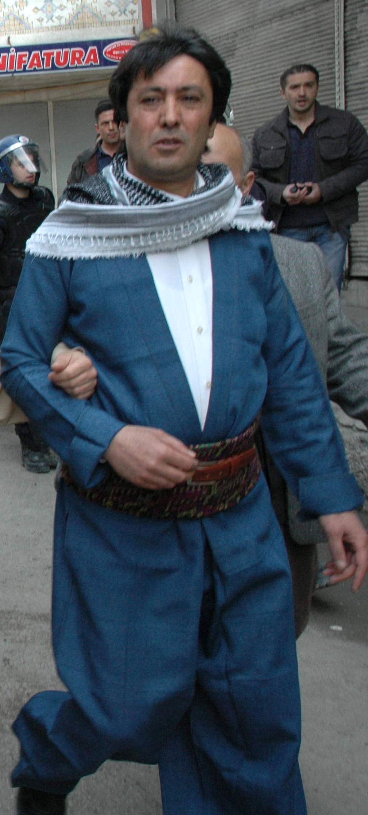 DTP Van İl Başkanı Abdurrahman Doğar ve Yardımcısı Gözaltına Alındı