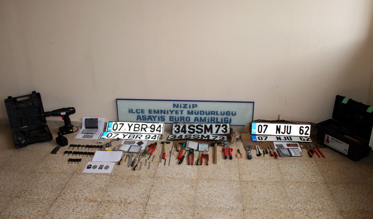 Oto Hırsızları Kaçamadı