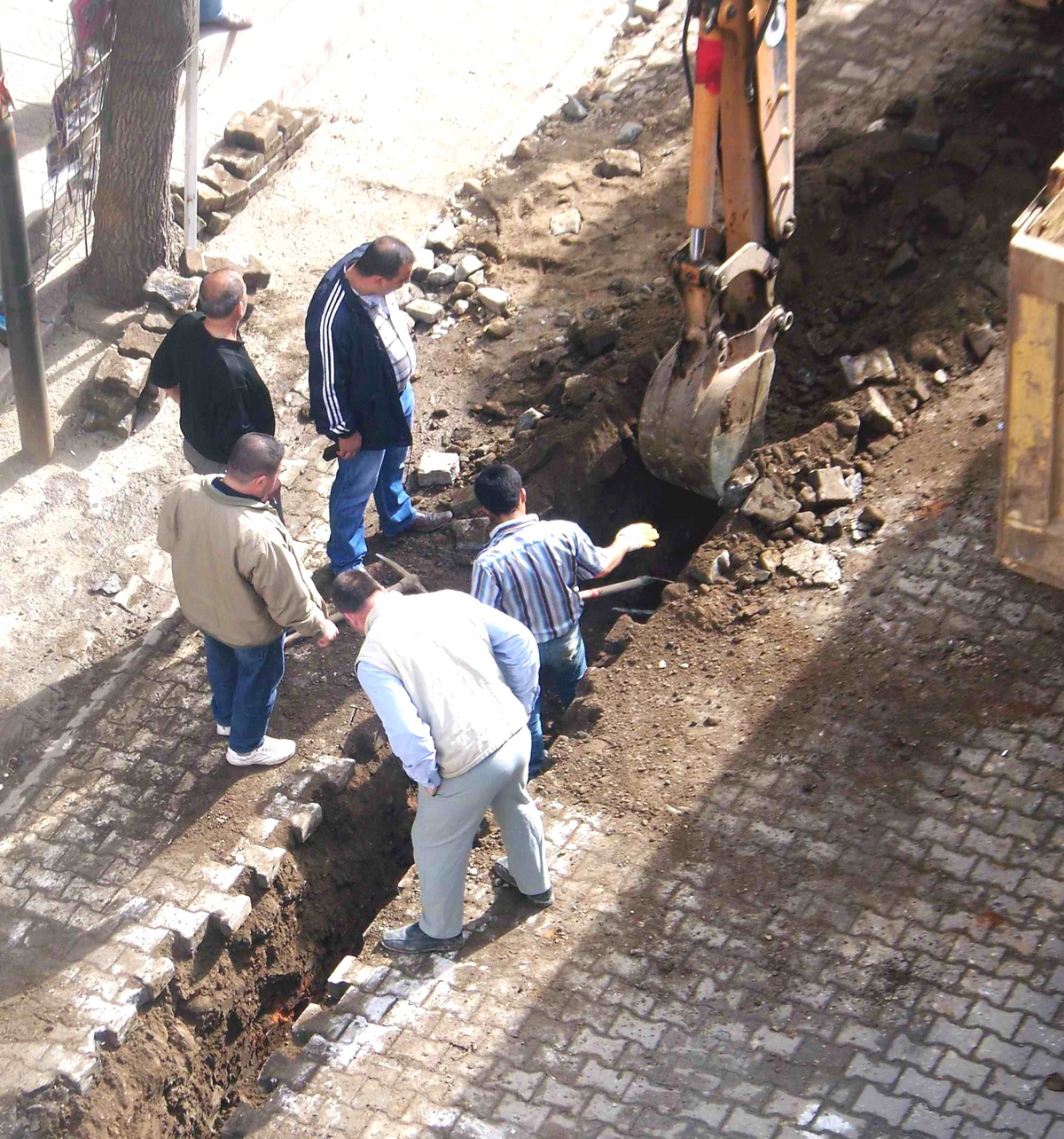 Biga'da Doğalgaz Çalışmlarına Hız Verildi