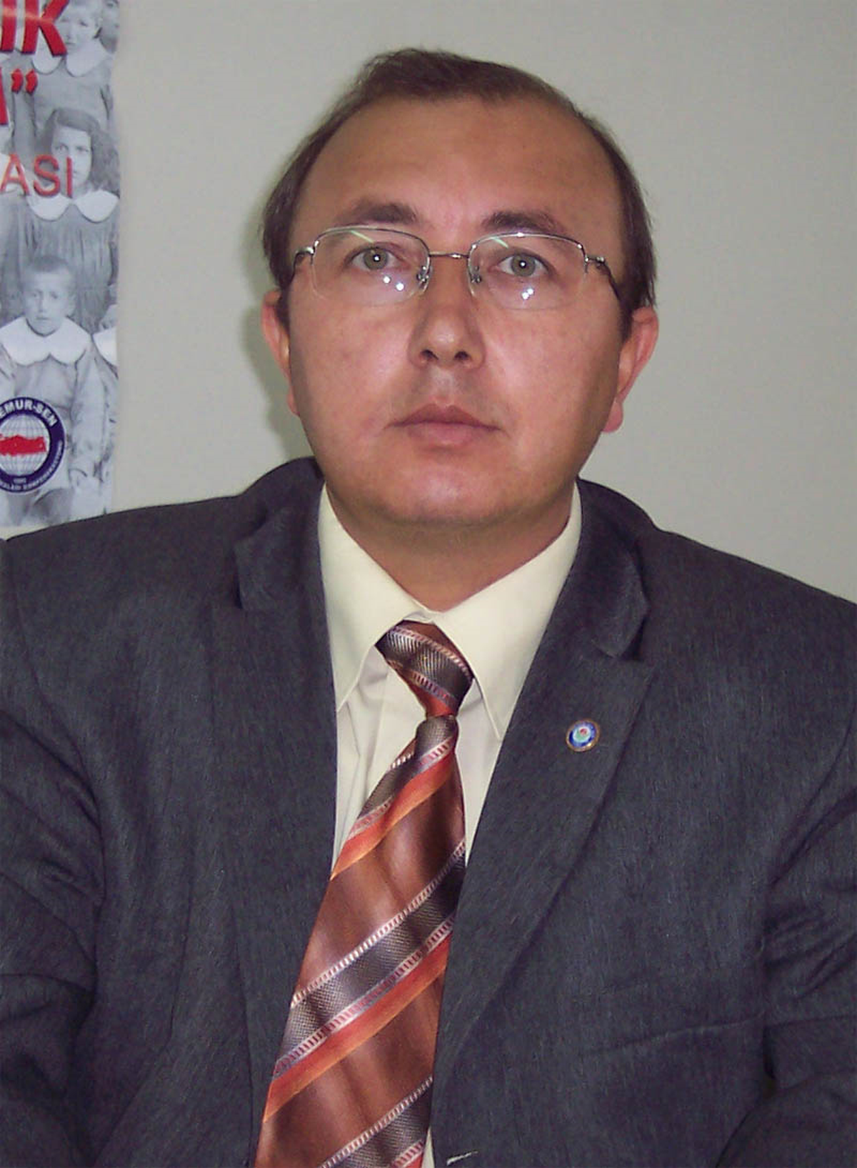 Eğitim-bir-sen Tavşanlı Şube Başkanı Mehmet Onuk:
