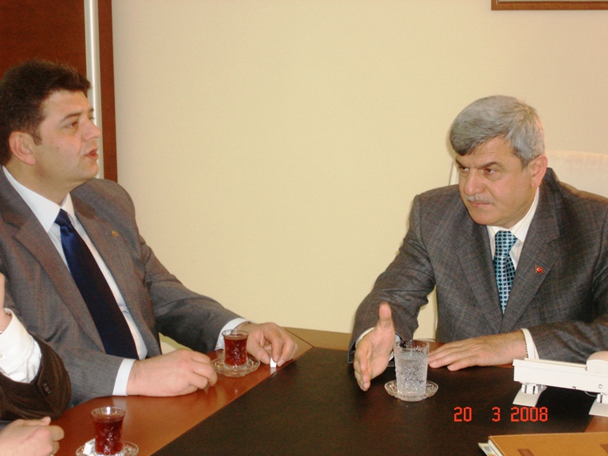 Kocaeli Büyükşehir Belediye Başkanı Karaomanoğlu'na Müsiad'dan Destek
