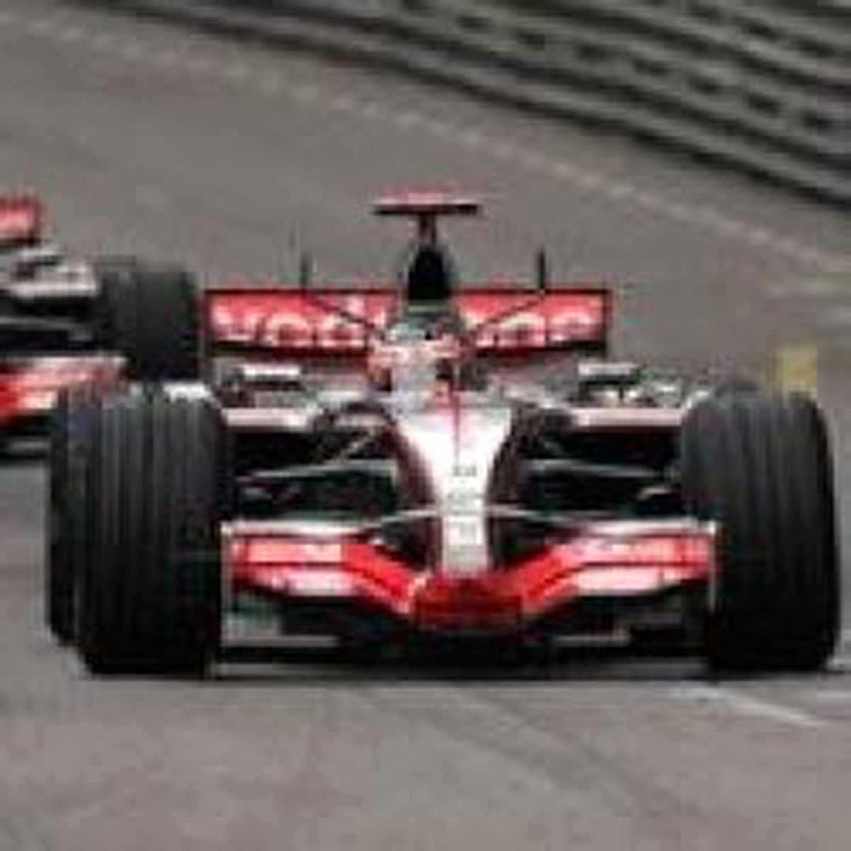 Formula-1'de Takımlar, Mosley'e Tepkili
