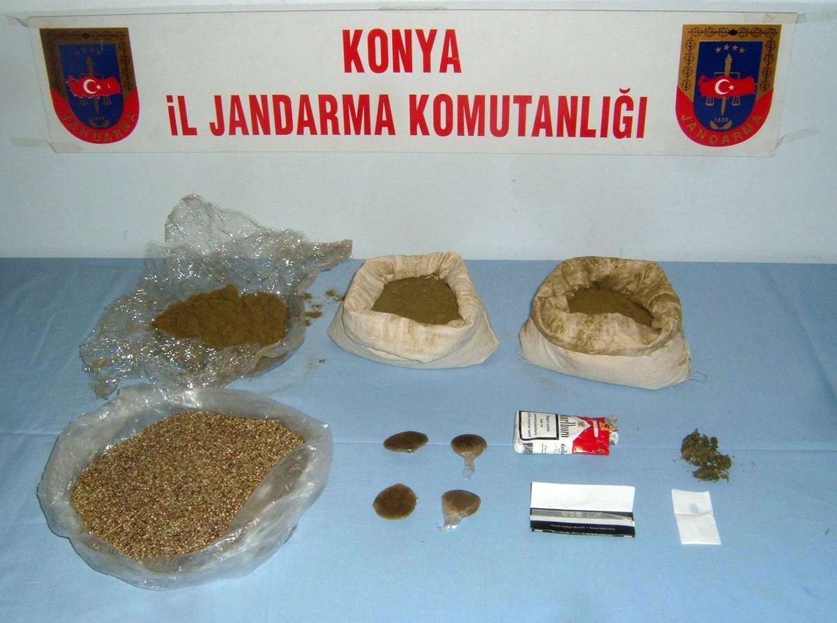 Jandarma Uyuşturucu Kaçakçılığına Geçit Vermiyor