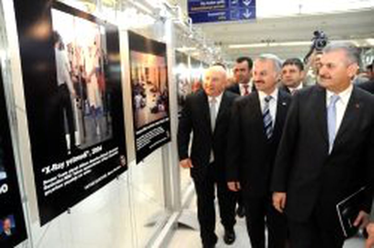 Atatürk Havalimanı'nda Tarihe Tanıklık Muhabirlerin Objektiflerinden Belgelendi