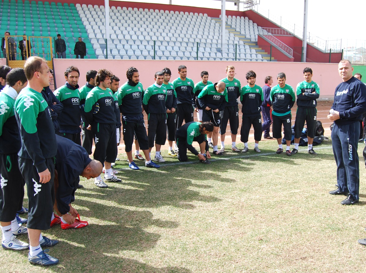 Bingöl Belediyespor Teknik Direktörü Demirbaş İstifa Etti