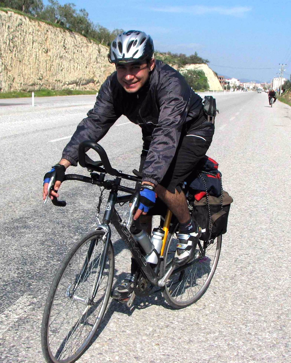 Bisikletle Bandırma'dan İzmir'e Gidiyor