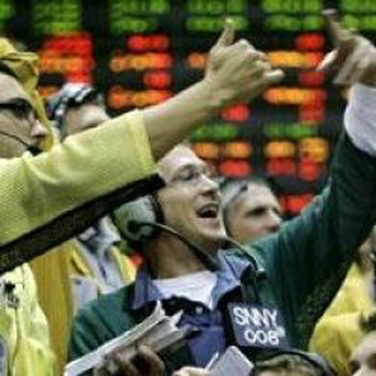 Dolar 1.30'un Üzerinde, Borsa Düşüyor
