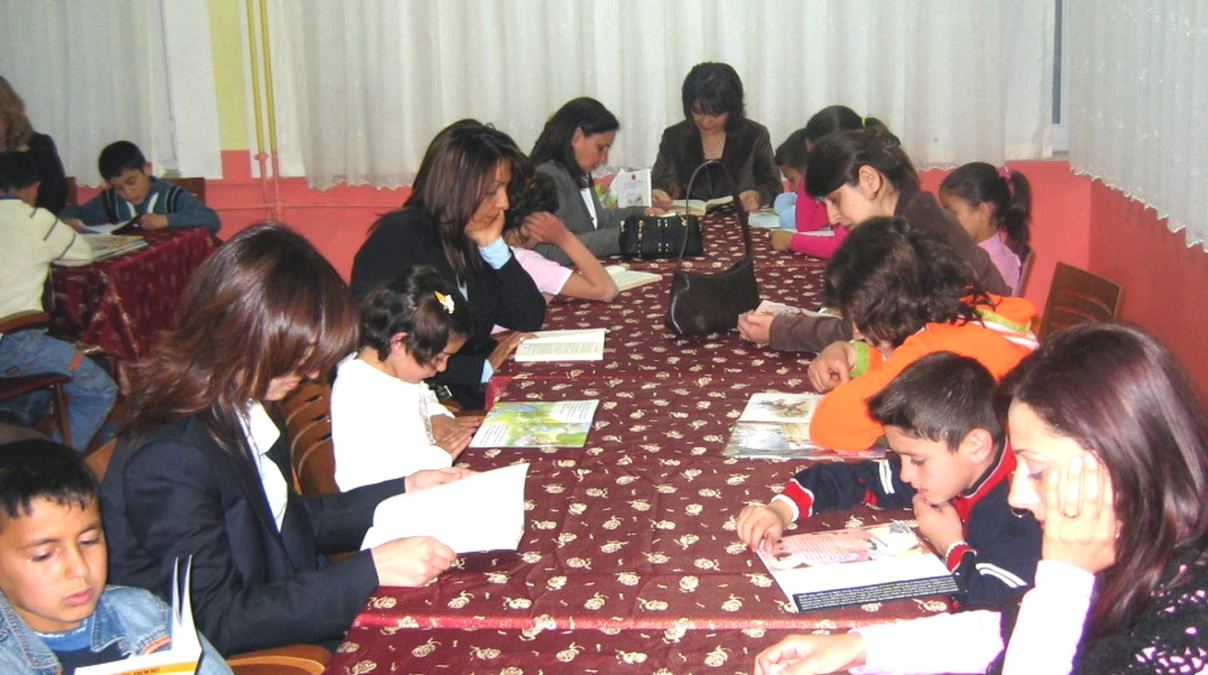 Iğdır\'da Haci Ali Parim Çocuk Yuvası\'nda "Okuma Günü" Düzenlendi