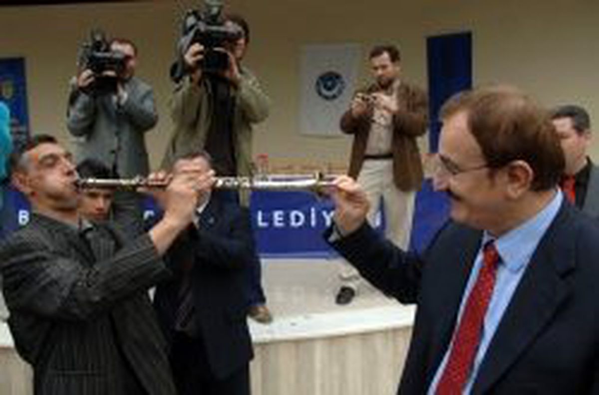 Bursa Büyükşehir Belediyesi'nde Davul Zurnalı Kadro Sevinci