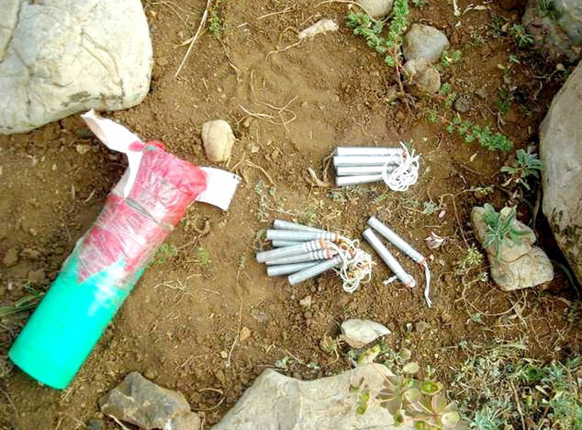 Tunceli'de Silah ve Mühimmat Ele Geçirildi