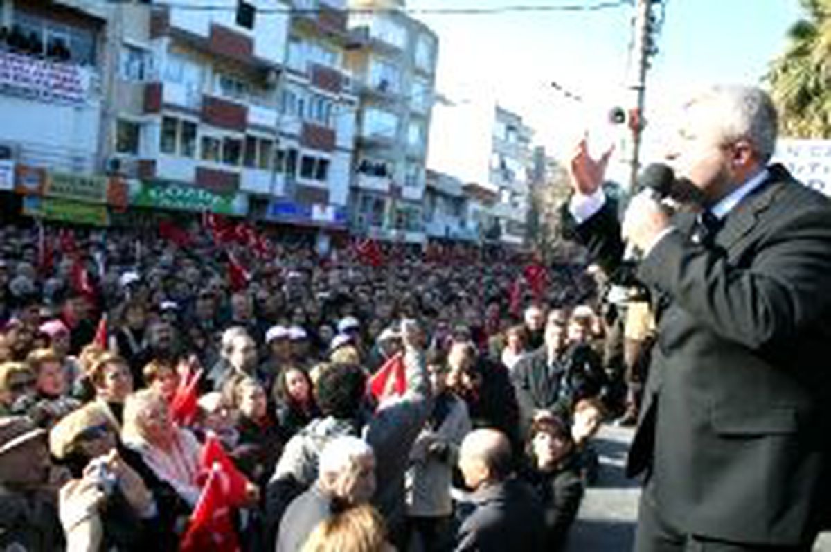 'Ulusal Egemenlik Mitingi' için Toplandılar