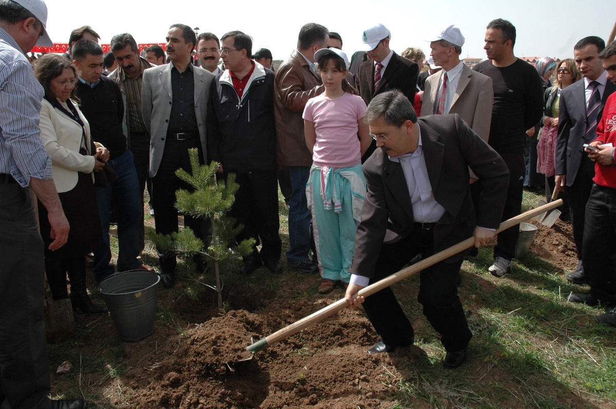 'Gelecek Nesillere Daha Yeşil Bir Sivas' Projesi Start Aldı