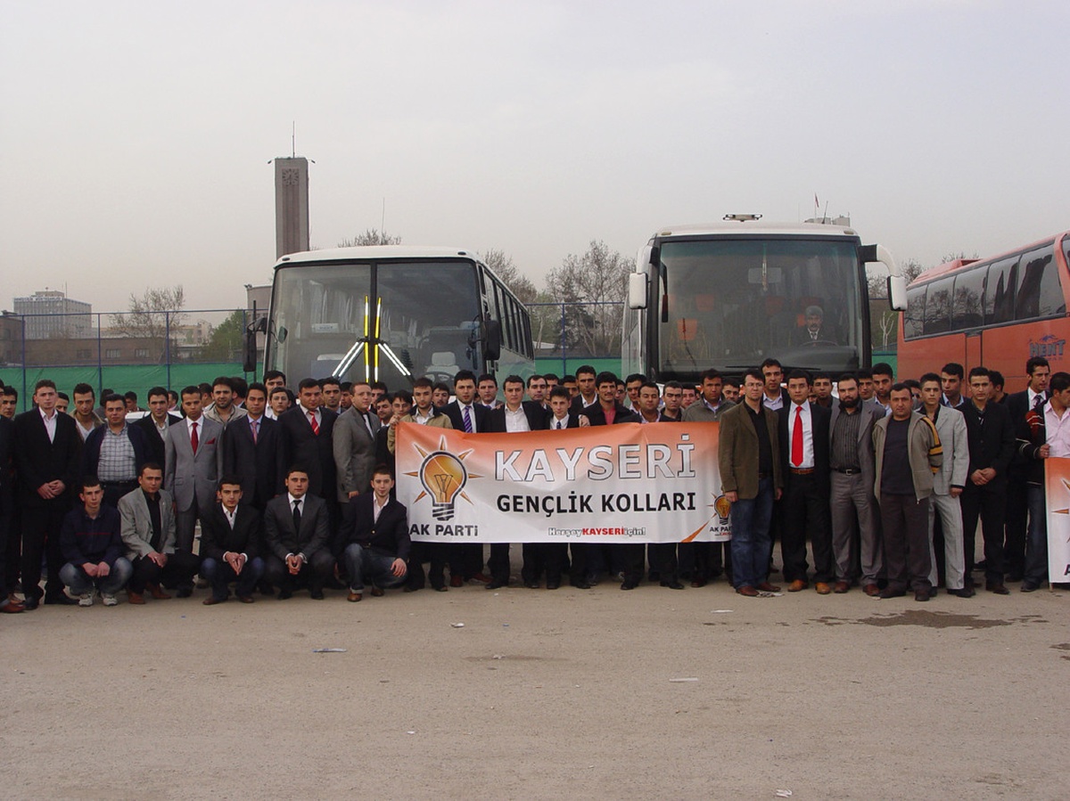 AK Parti Gençliği Ankaraâ€™da Kongre Heyecanı Yaşadı