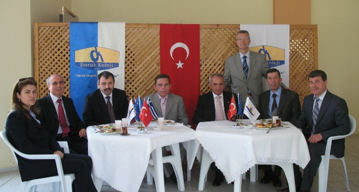 Doruk Koleji'nden, Letonya ve Yunanistanlı Konuklarına Kahvaltı