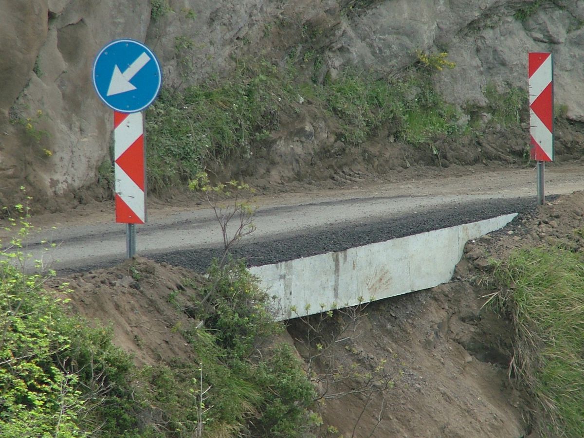 Kara Yolu Tehlike Saçıyor