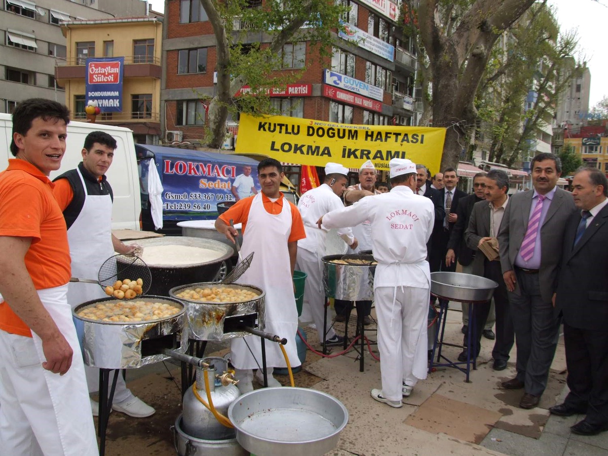 Müsiad'dan Lokma Tatlısı İkramı