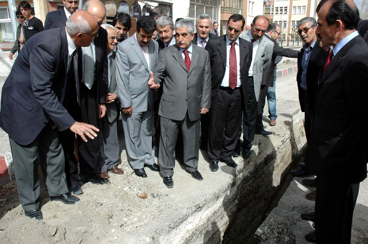 Van'da Doğalgaz Çalışmaları Başladı