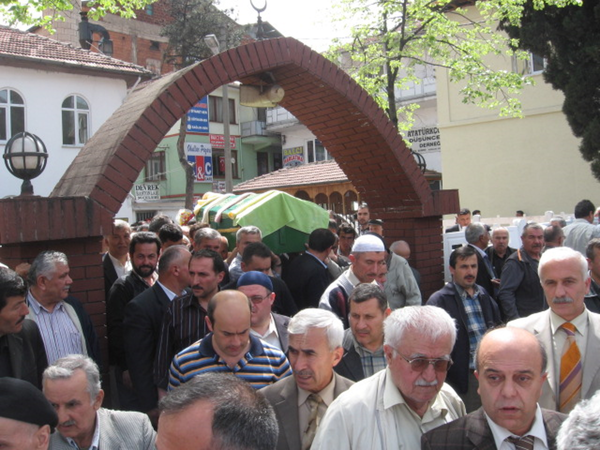 Devrek Belediye Başkanı Ulupınarâ€™ın Dedesi Toprağa Verildi