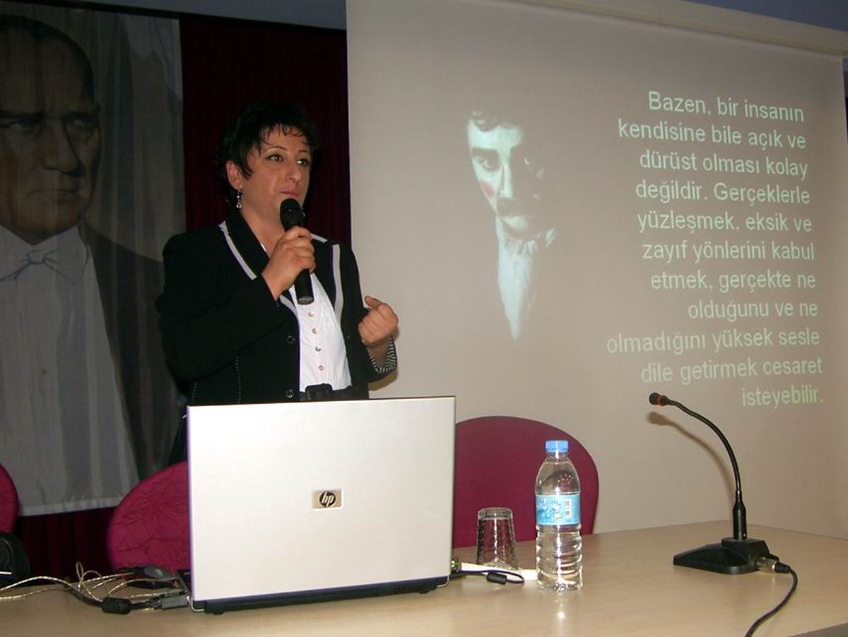 'Kişisel Eğitim ve Sosyal İlişkiler' Konferansı