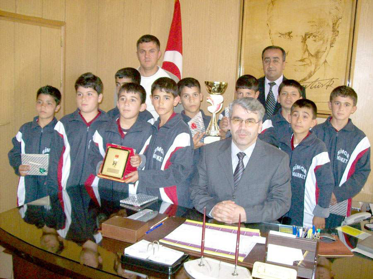 Başarılı Voleybolculardan Bozoğlan'a Ziyaret