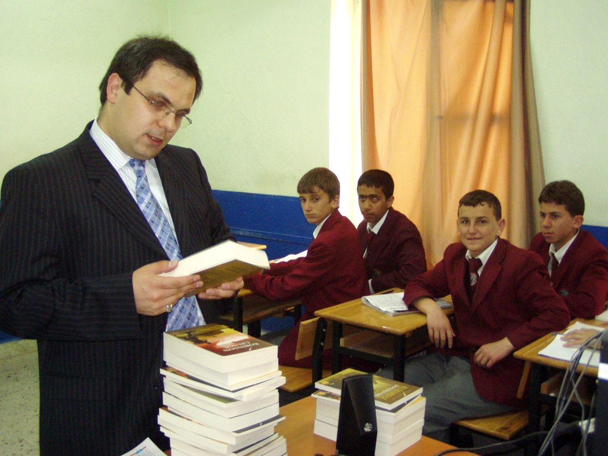 Gümüşhane Okuyor Kampanyası