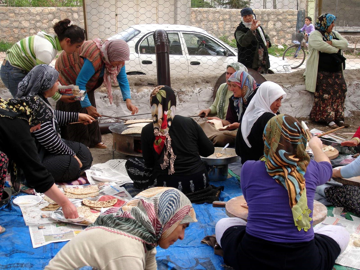 Öğrenciler Okul Yararına Kermes Düzenledi