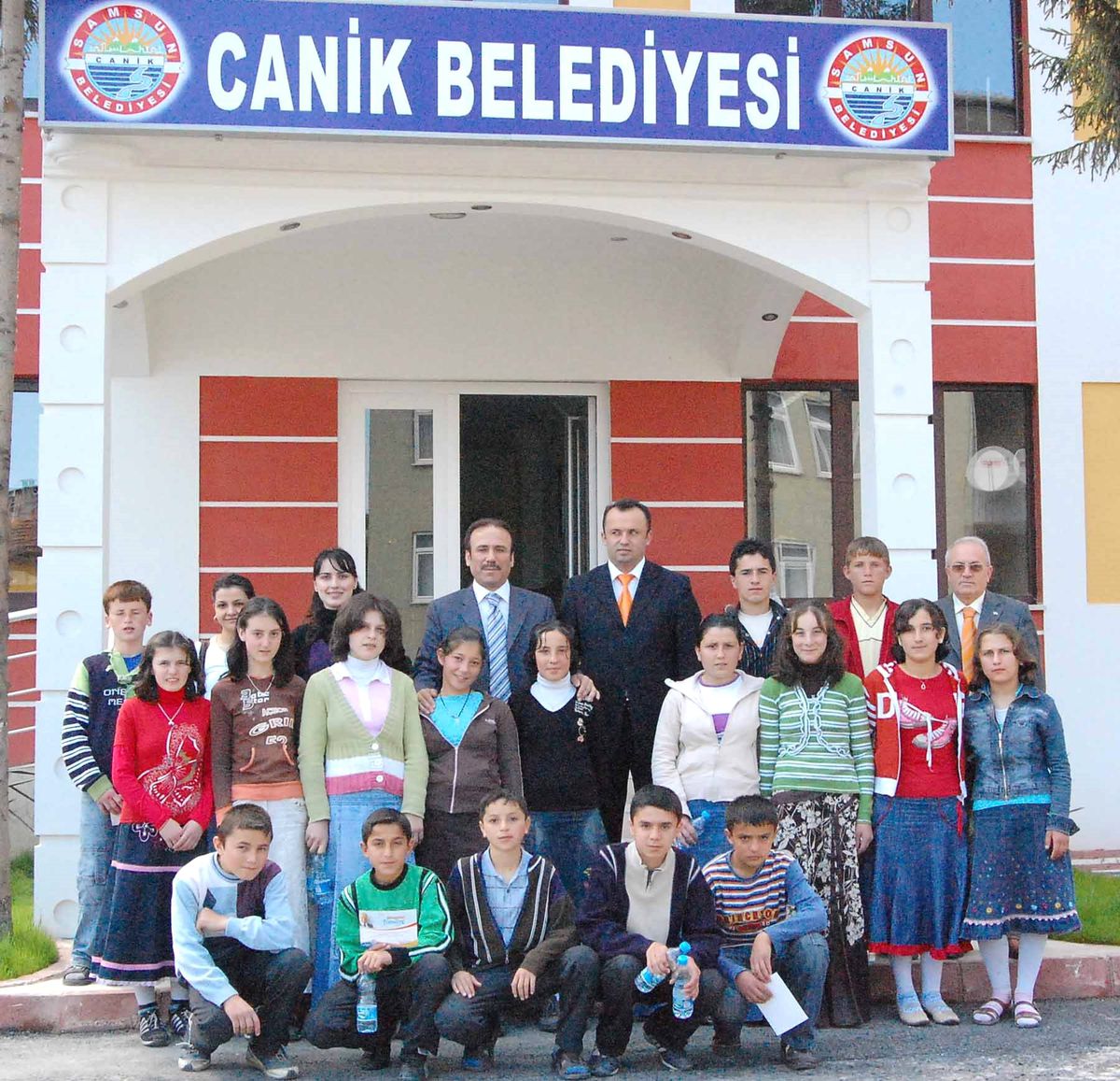 Öğrencilerden Başkan Genç'e Ziyaret