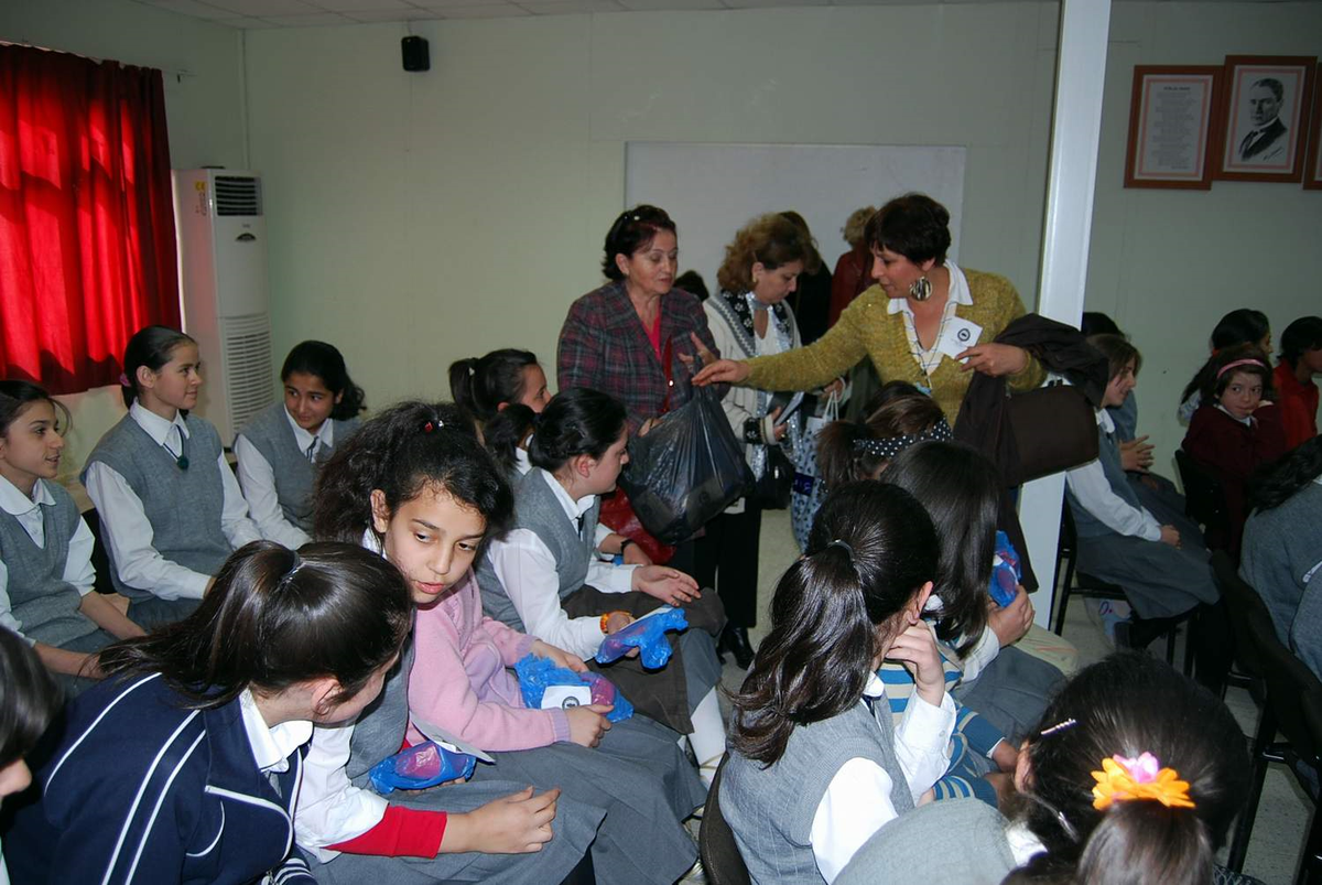Orhaneli'de Öğrencilere Ergenlik Konferansı