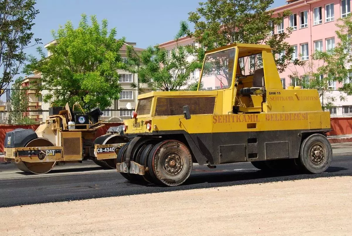 Şehitkamil Belediyesi'nden Asfalt Çalışması