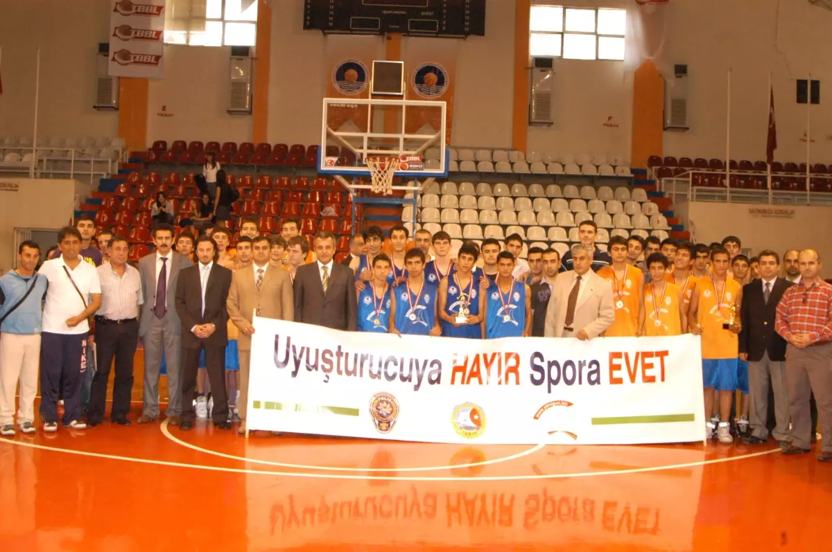 Yenigün Projesi Basketbol Turnuvası