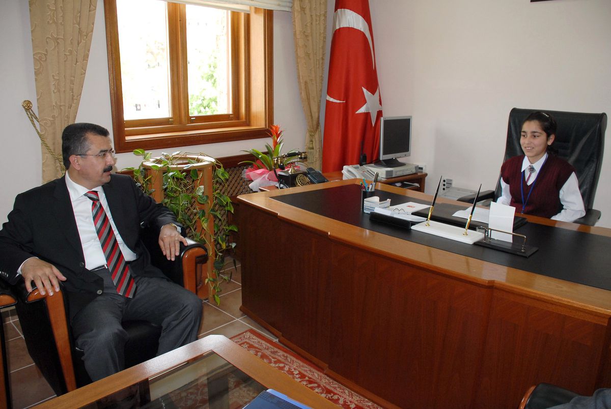 Amasyaâ€™ya Temsili Bayan Vali