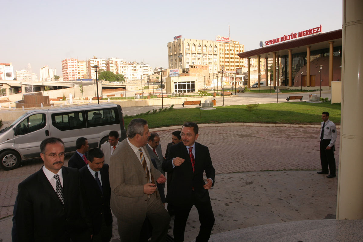İzmir Valisi Kıraç'tan Başkan Öztürk'e Ziyaret
