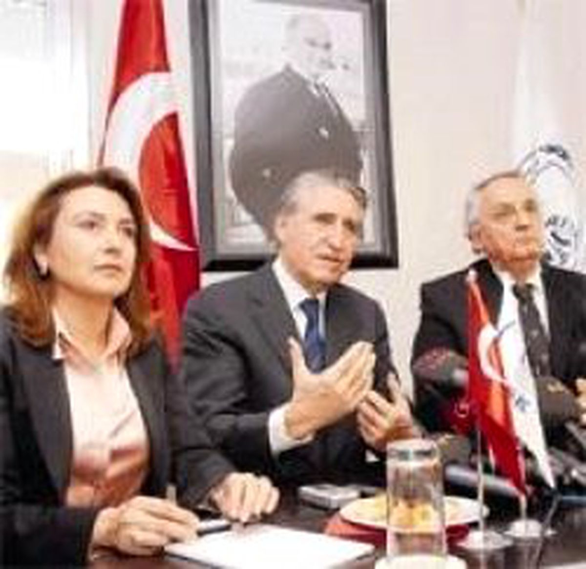 Seilliere: Avrupa Geniş Düşünmeli