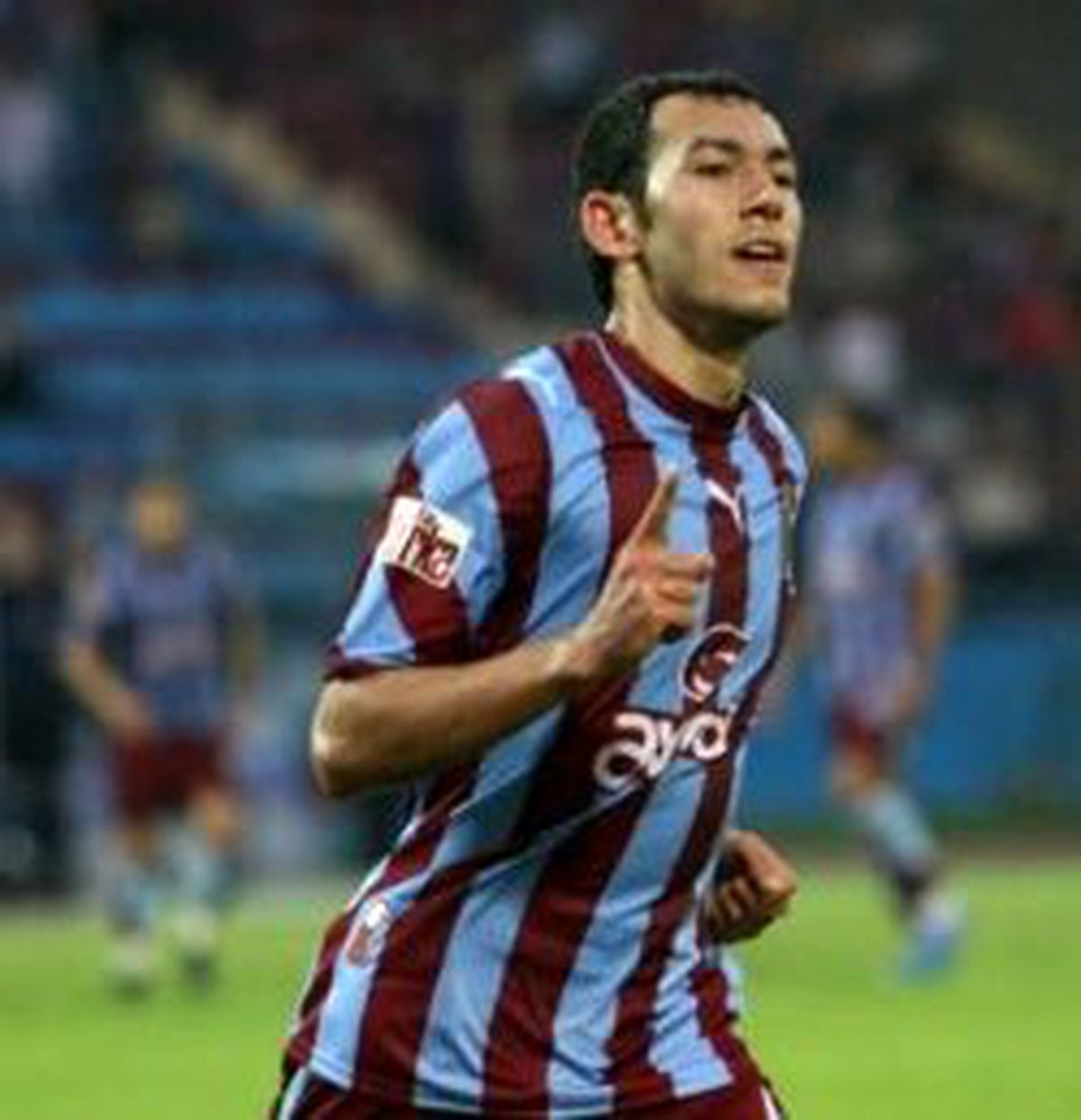 Umut Bulut Dünya Evine Giriyor