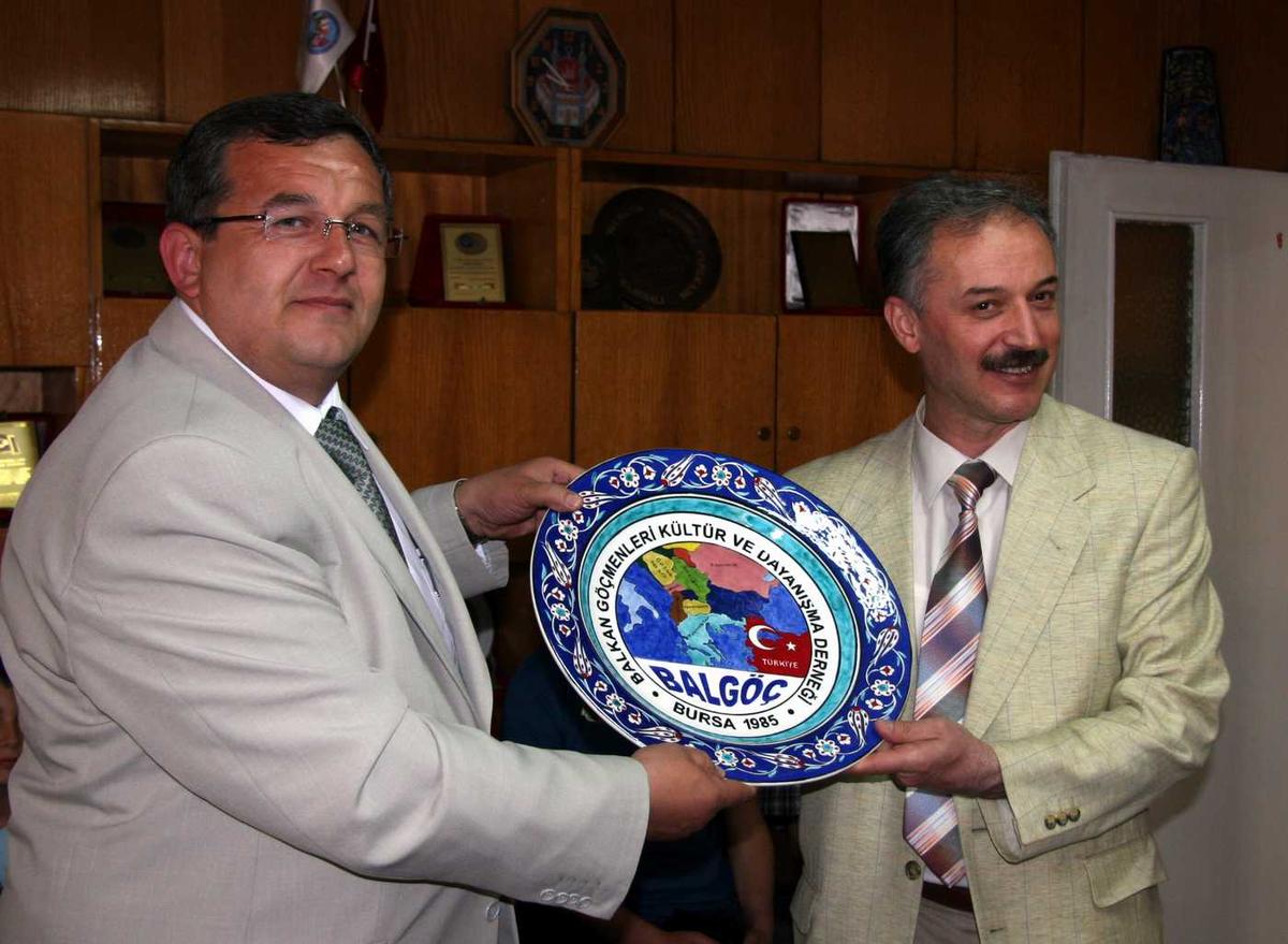 Bulgar Öğrencilerden Bal-göç'e Ziyaret