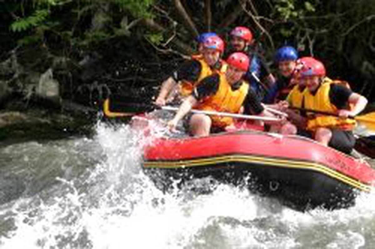 Düzce Belediyesi Personeli Rafting Yaptı