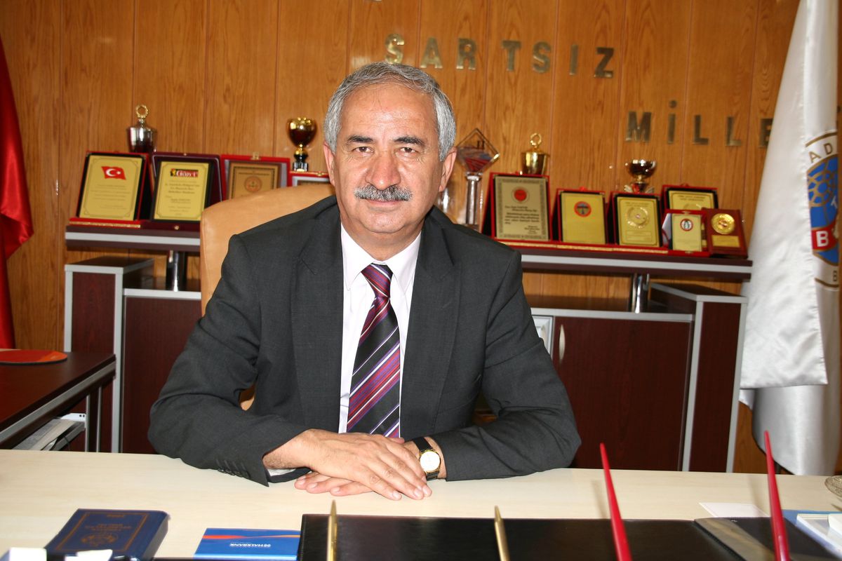 Akdağmadeni Belediye Başkanı Suphi Daştan, 'İlçemizi Modern Bir İlçe Haline Getireceğiz'