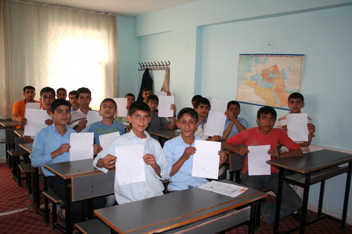 Öğrenciler Sulama Projesi İçin Cumhurbaşkanı ve Başbakana Mektup Gönderdi