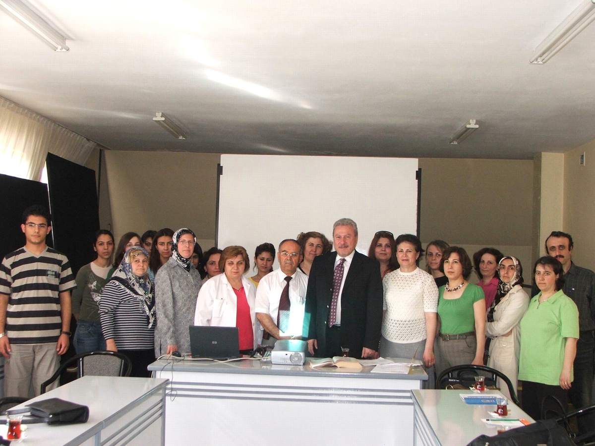 Salihli'de Yaşlı ve Hasta Bakım Kursu