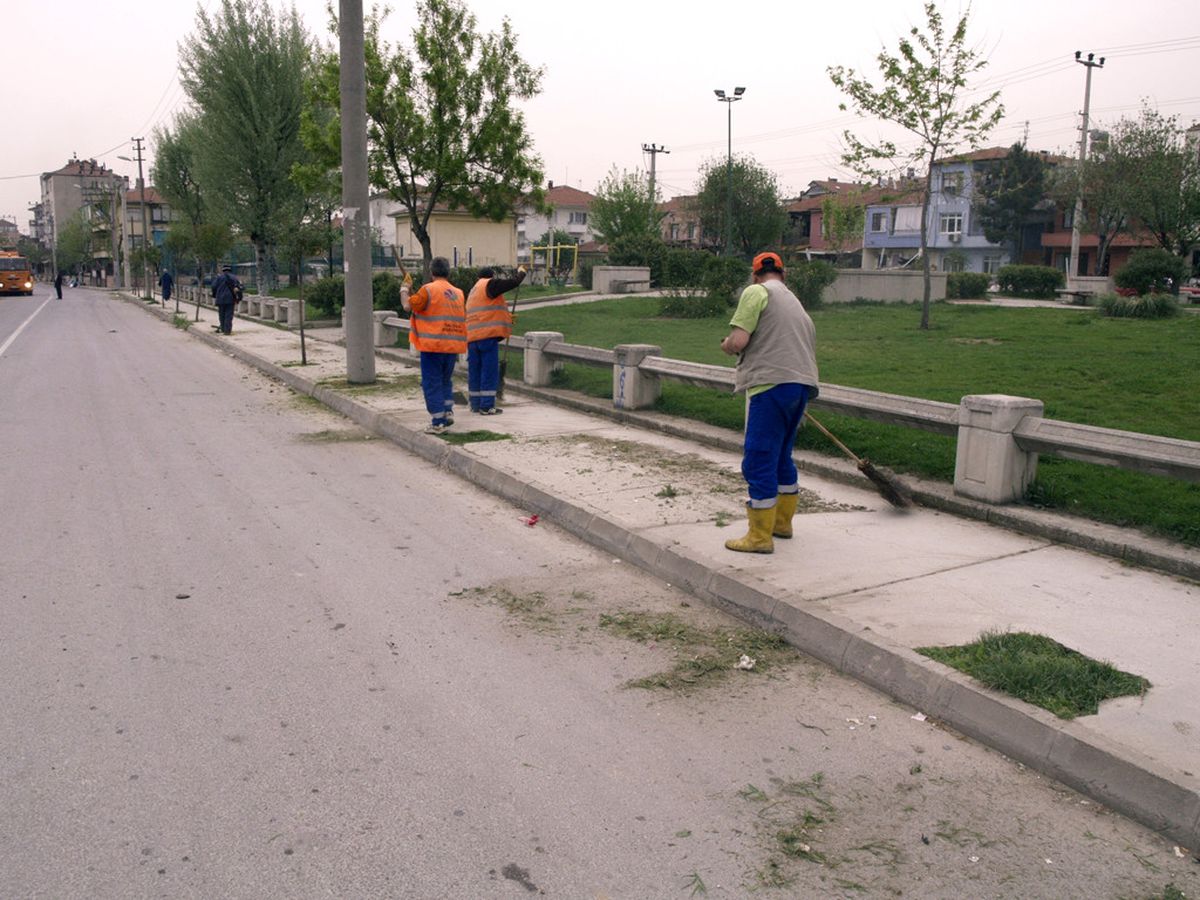 Yalova'da Bahar Temizliği Başladı