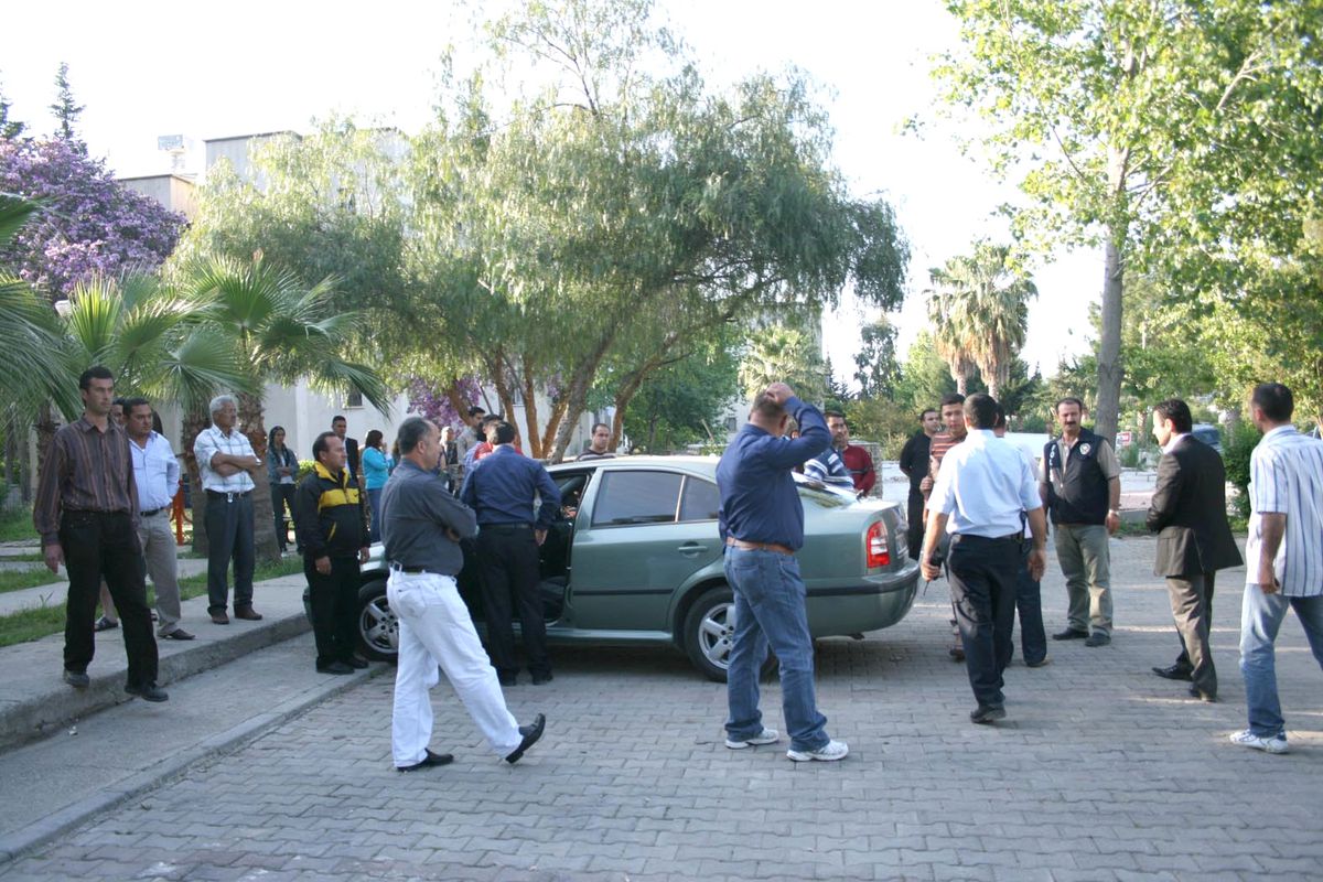Cinayet Zanlısına Linç Girişimini Polis Önledi