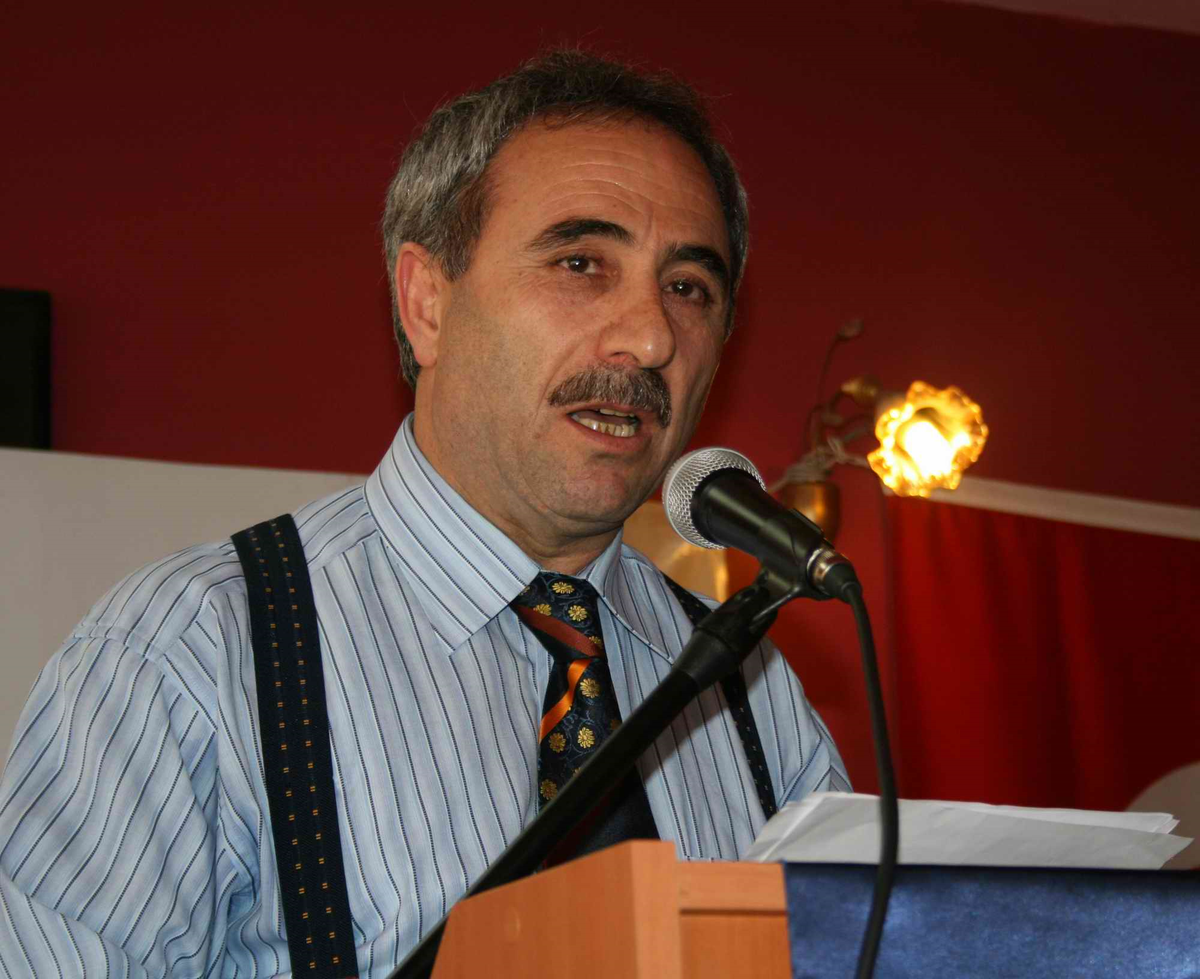Şair Nurullah Gençâ€™i Duygulandıran Tören