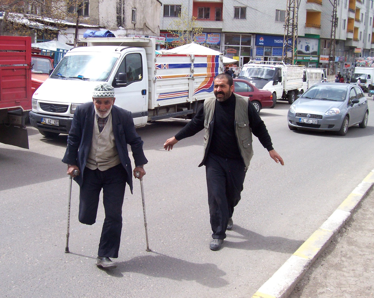 Erzurum'da Maaşı Durdurulan Yaşlı Vatandaşın Hayat Mücadelesi