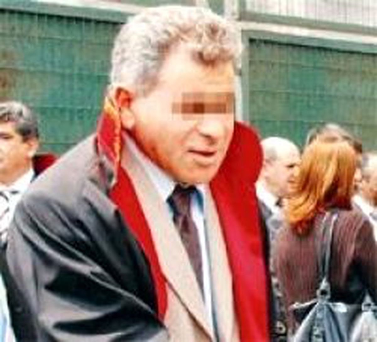Hakime Eşinden Dayak