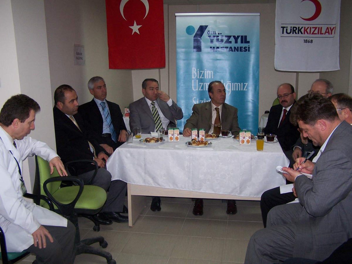 Protokol Mensupları Kan Verdi