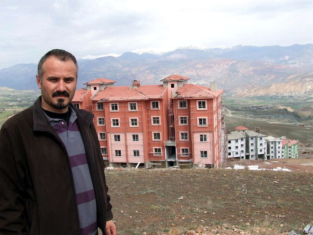 Suşehri'nde TOKİ İnşaatlarına Hız Verildi