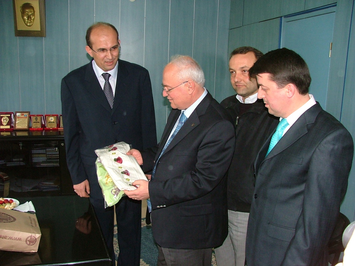 Vali Yavuz Erkmen'in Programı Veda Ziyaretine Dönüştü